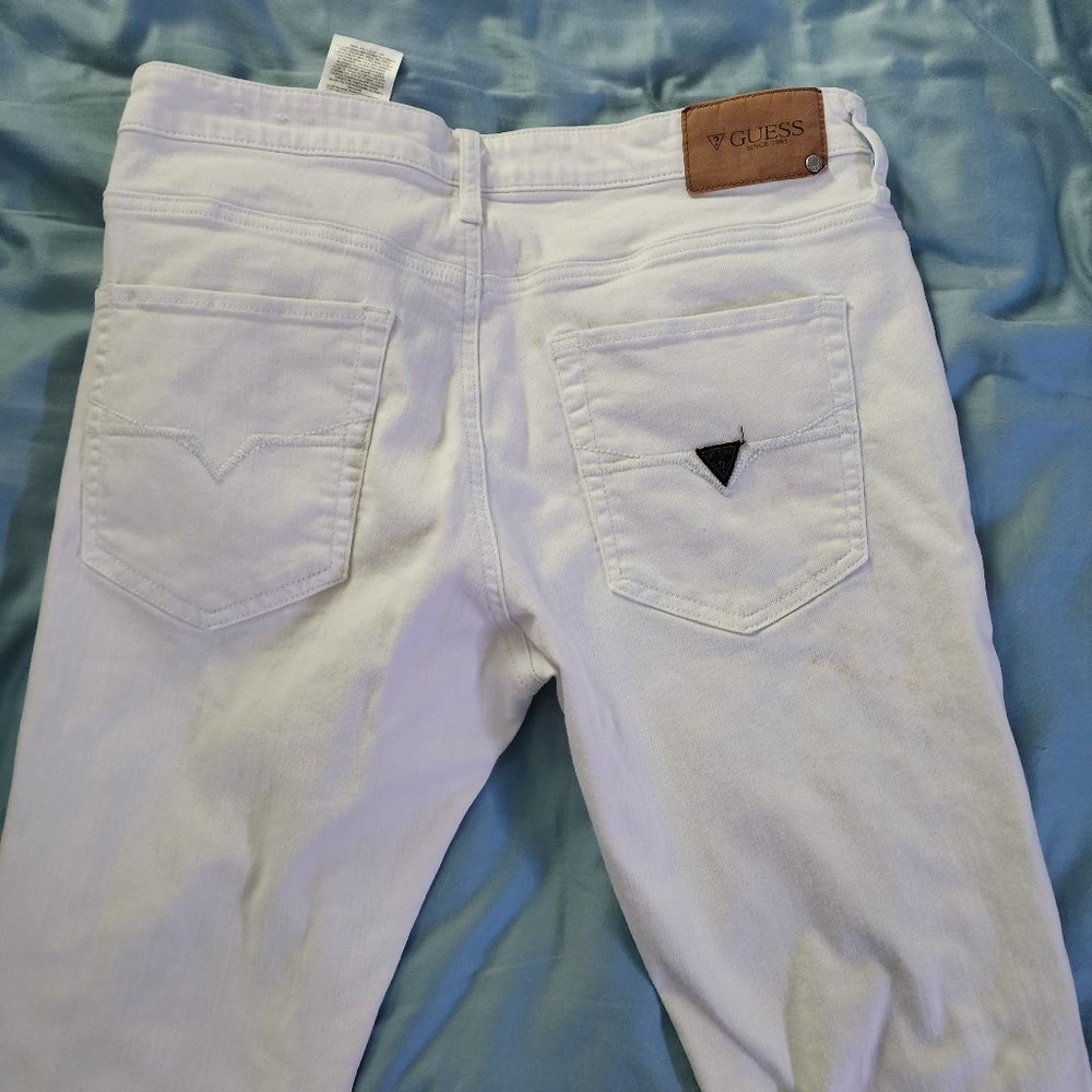 Guess white jean distressed denim pants 32/34 stretch skinny (Minor Staining)